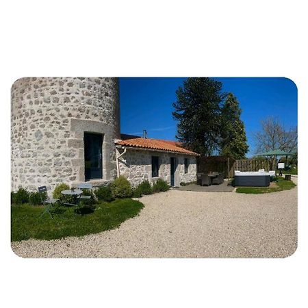 فيلا Loue Ancien Moulin A Vent Avec Piscine Et Jacuzzi Neuvy-Bouin المظهر الخارجي الصورة
